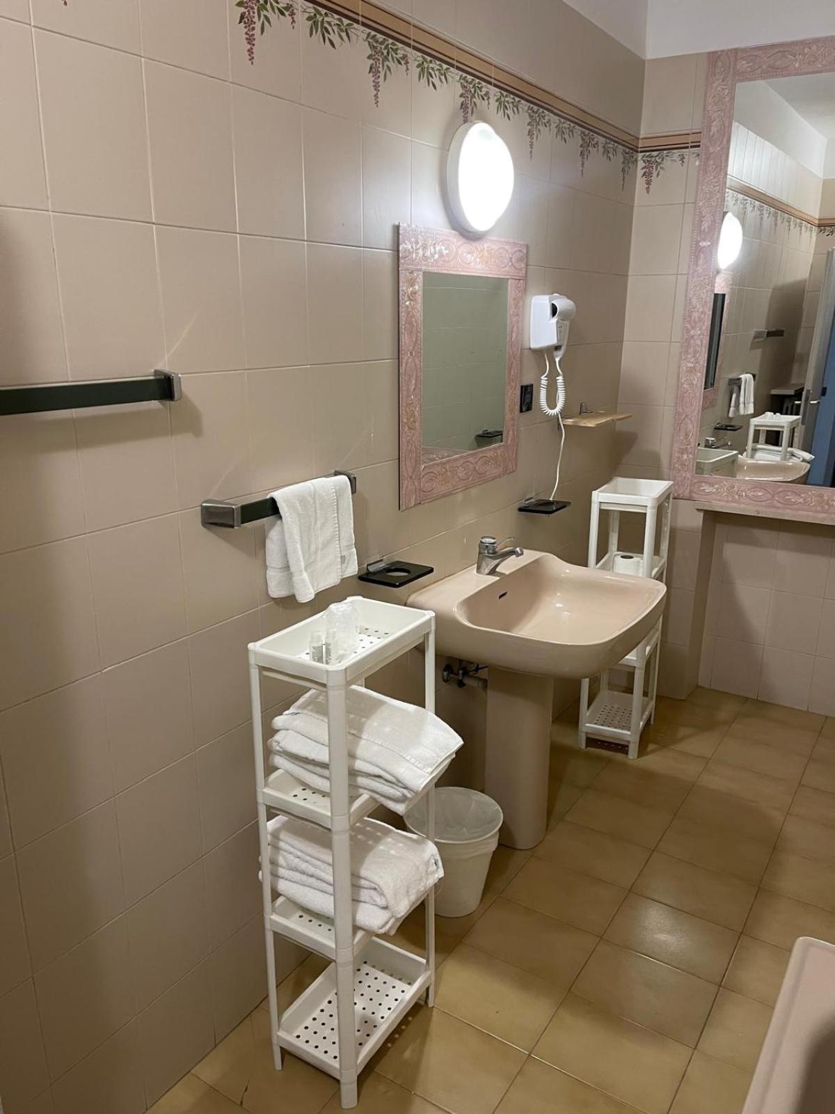 Ca Della Roggia Hotell Rovereto  Eksteriør bilde